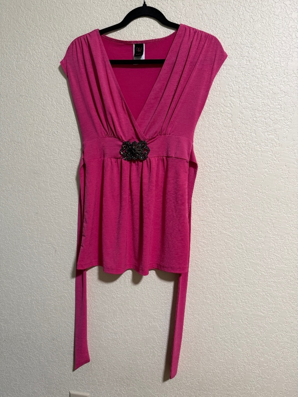 Wrapper Fuchsia Sleeveless Pleated Blouse with Rhinestone Brooch Accent
